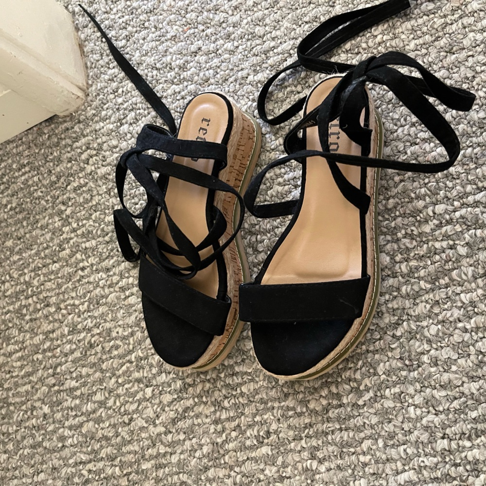 RETRO CASUAL BEACH CLUB SANDALS